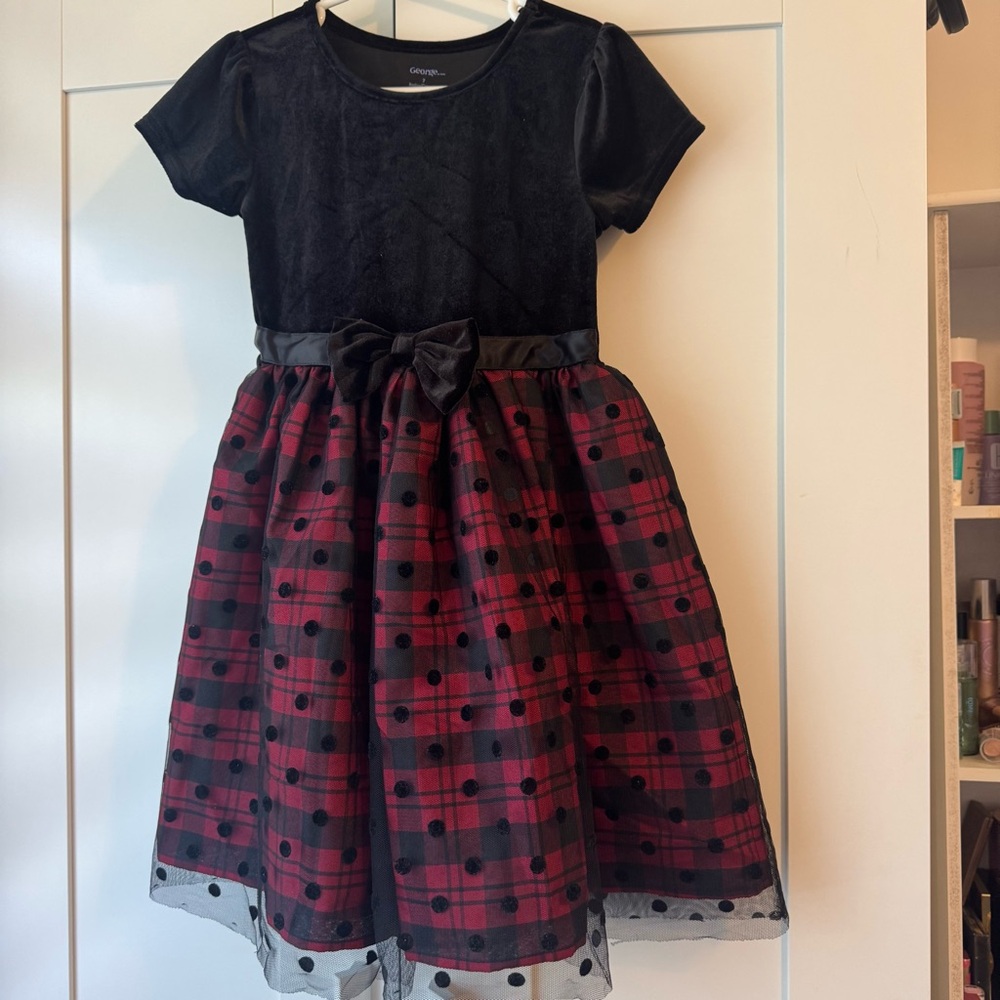 George Classic Black&Red Garment. Only worn once